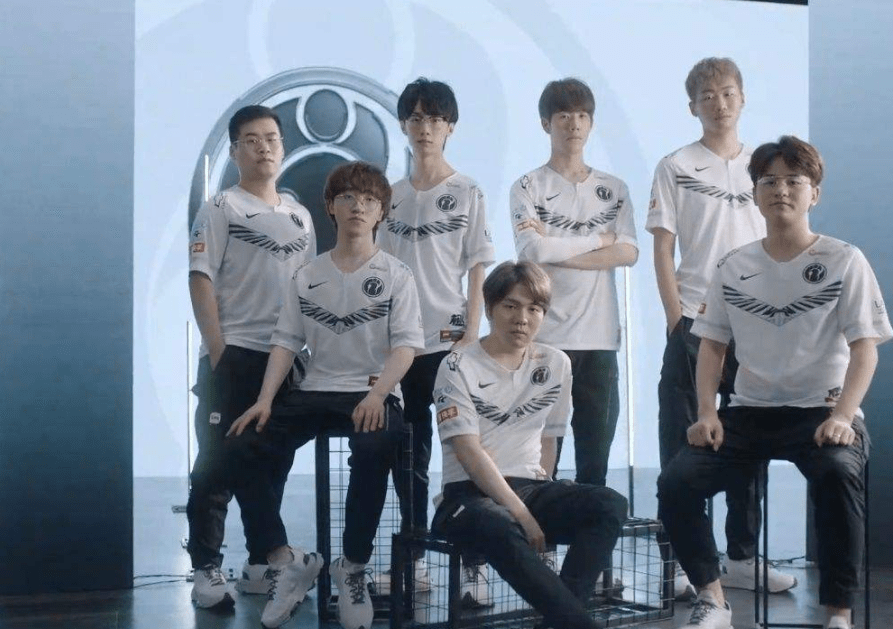 他不仅在本 他不仅在本