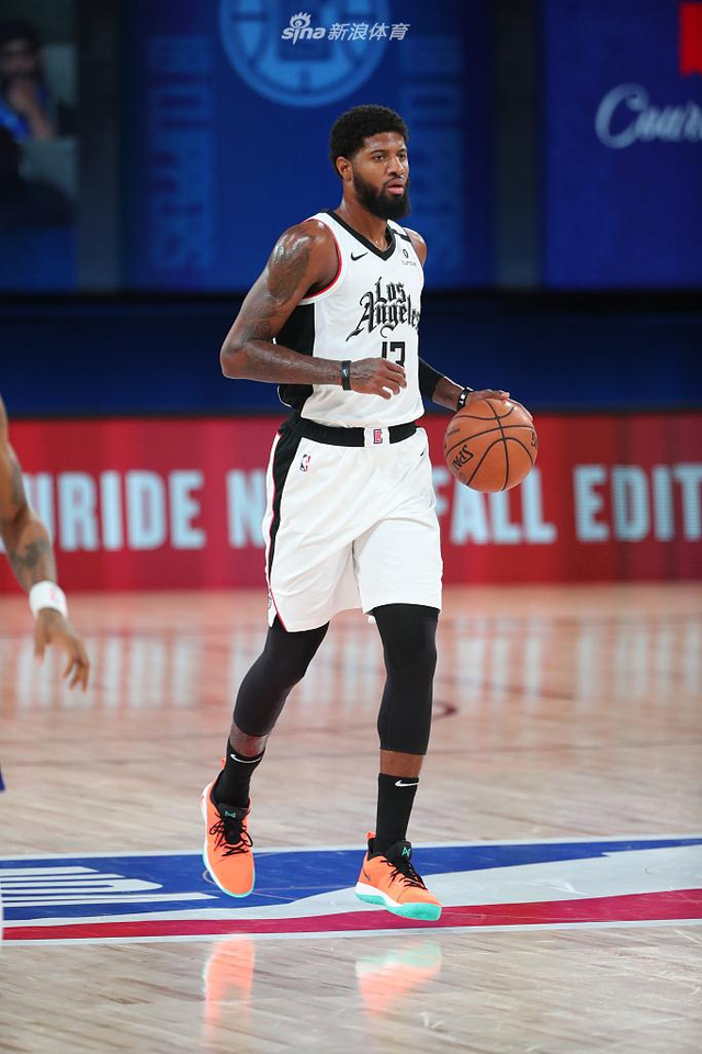 而维尼修斯 而维尼修斯